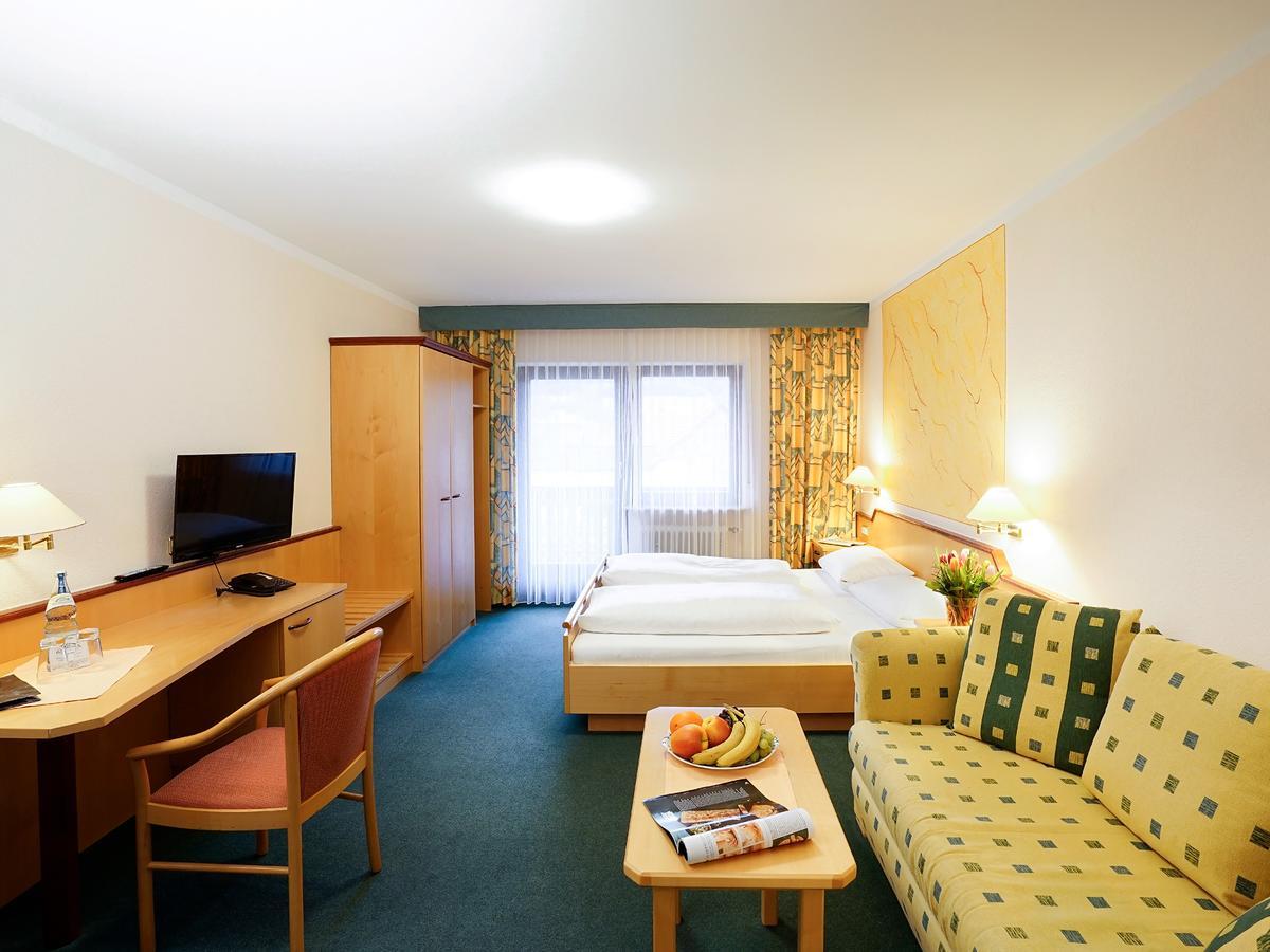 Hotel Gasthof Zum Biber Motten Luaran gambar